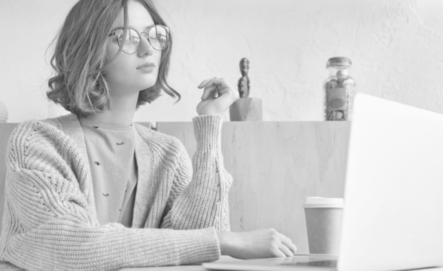 Espacio de trabajo profesional para análisis financiero